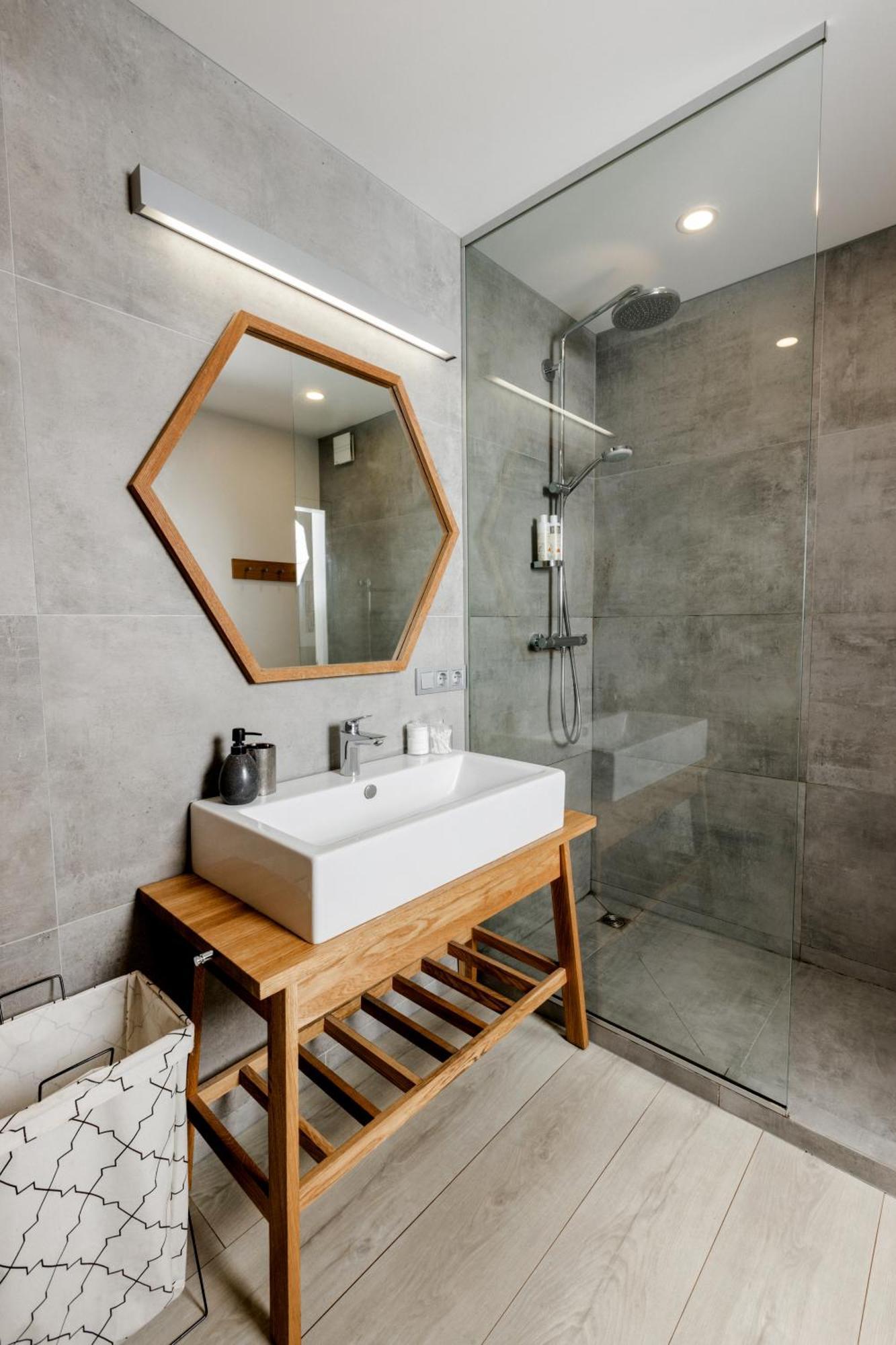 Modern And Spacious Loft Type Apartment 8 With Free Private Parking By "Owl Jazz Apartments" Kaunas Kültér fotó